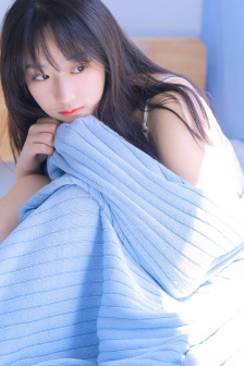 孤零飘落燕